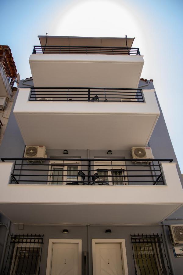 Seven Heaven Premium Suites Thessaloniki Exterior photo